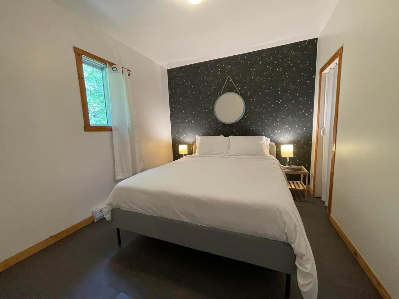 The Finch Beach Resort North Bay Habitación foto